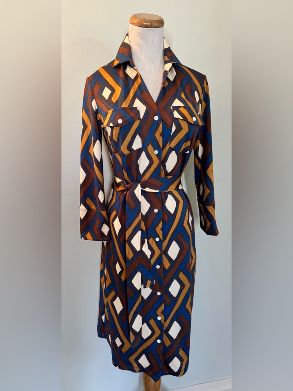[J. McLaughlin] Brynn Geo Print Shirt Dress – Effortless Classic Sz: XS - Picture 8 of 11